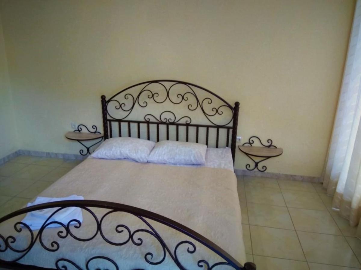 Villa Familia New Athos Exterior foto